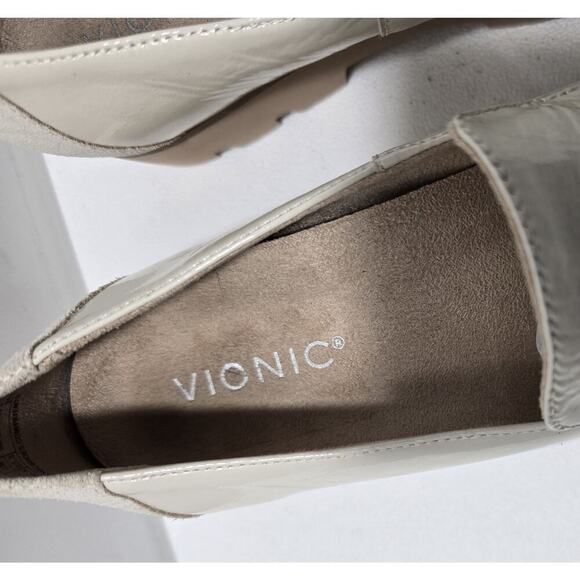 Vionic Kensley Patent Leather Loafers Arch Support Cream Sz 6.5 Minimalist - Picture 4 of 9
